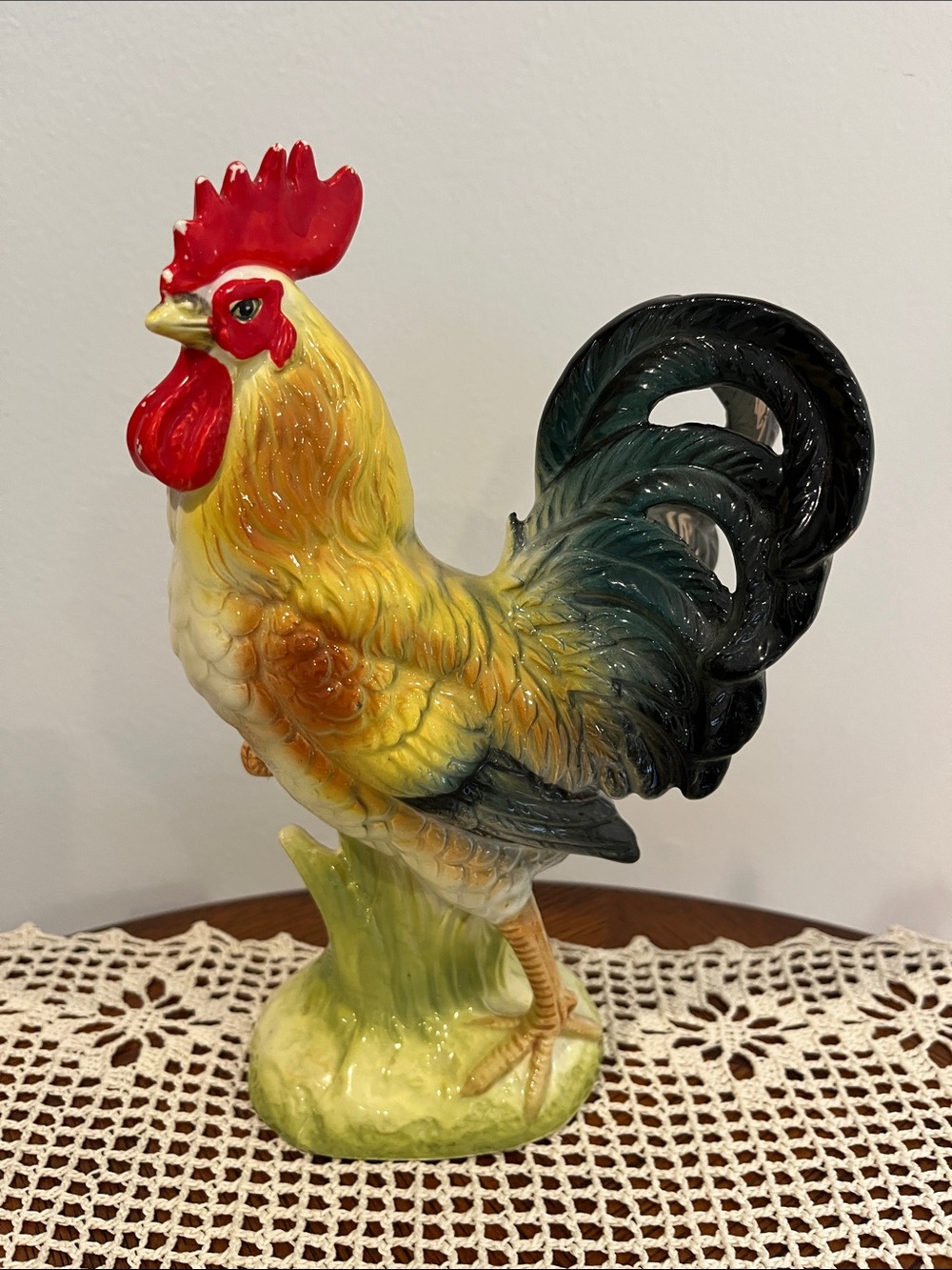 VTG Napcoware Colorful Ceramic Rooster Figurine Mid Century Farmhouse Decor